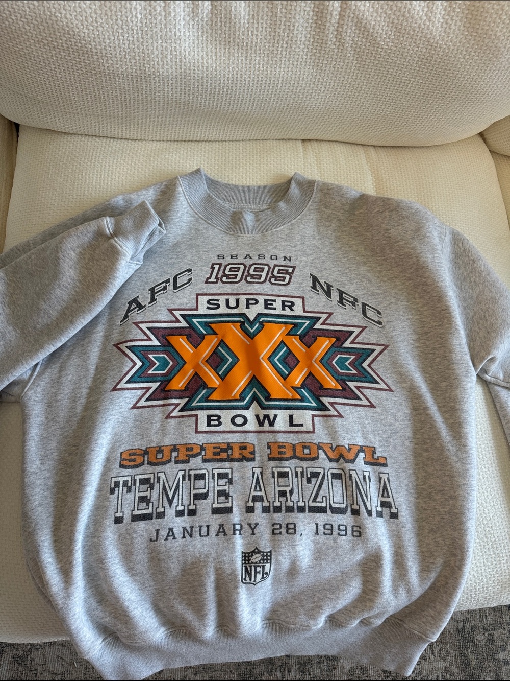 Abercrombie & Fitch Gray Crewneck with NFL Patch